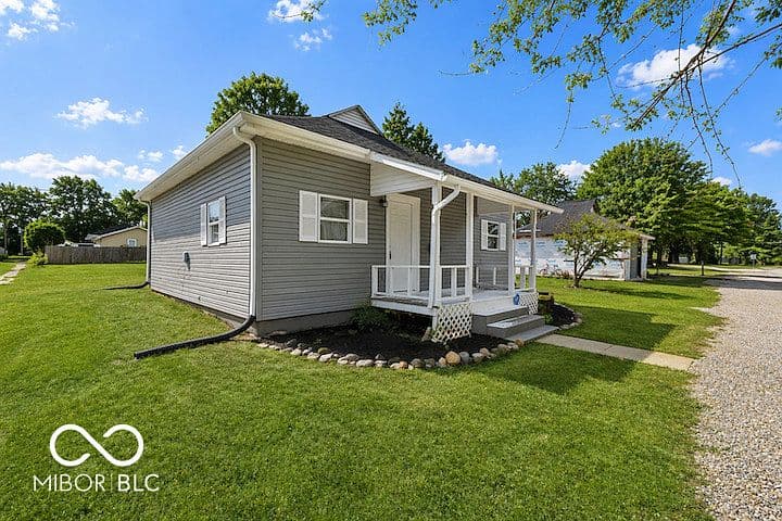 Listing photo 4