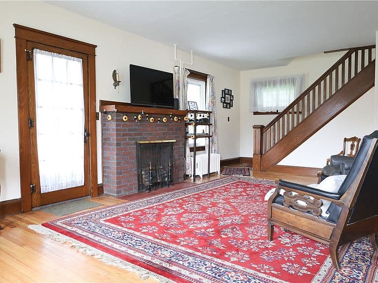 Listing photo 4