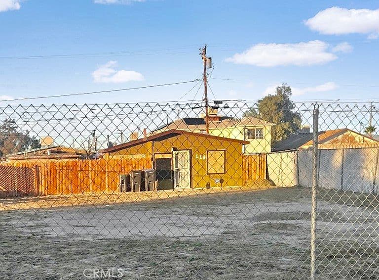Listing photo