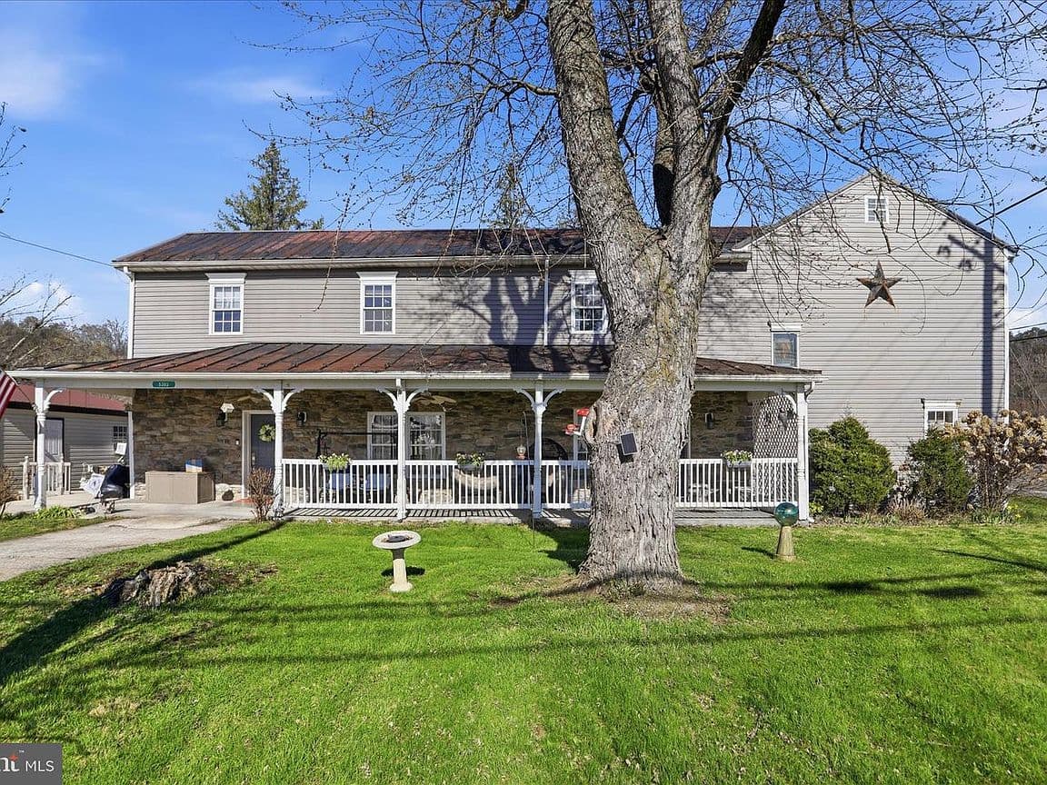 Primary listing photo
