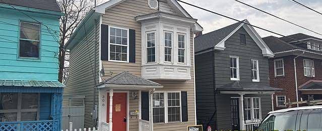 Primary listing photo