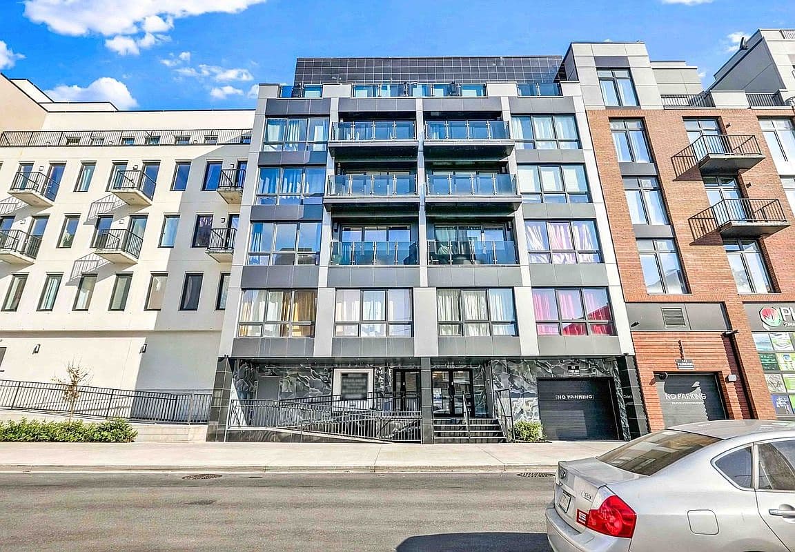 Primary listing photo