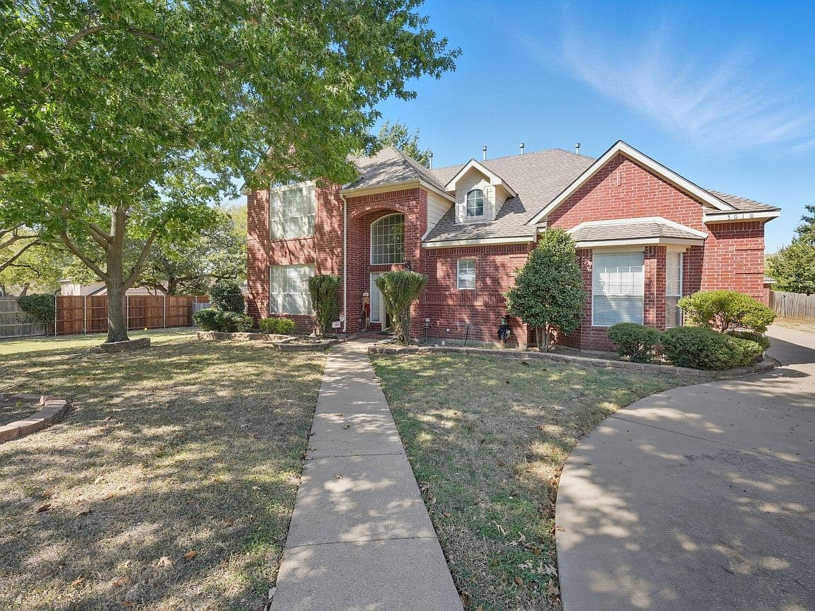 Primary listing photo