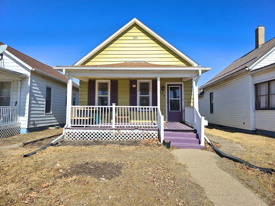 Primary listing photo