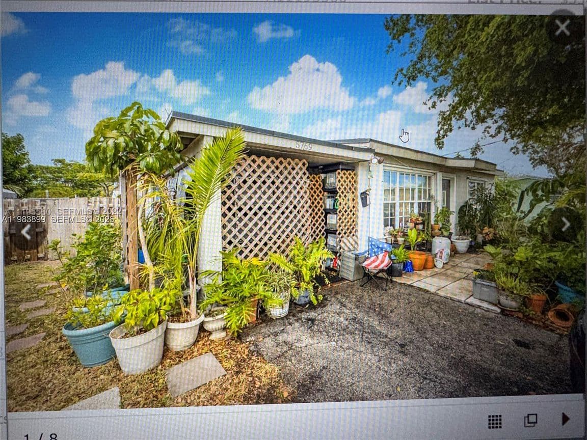 Primary listing photo