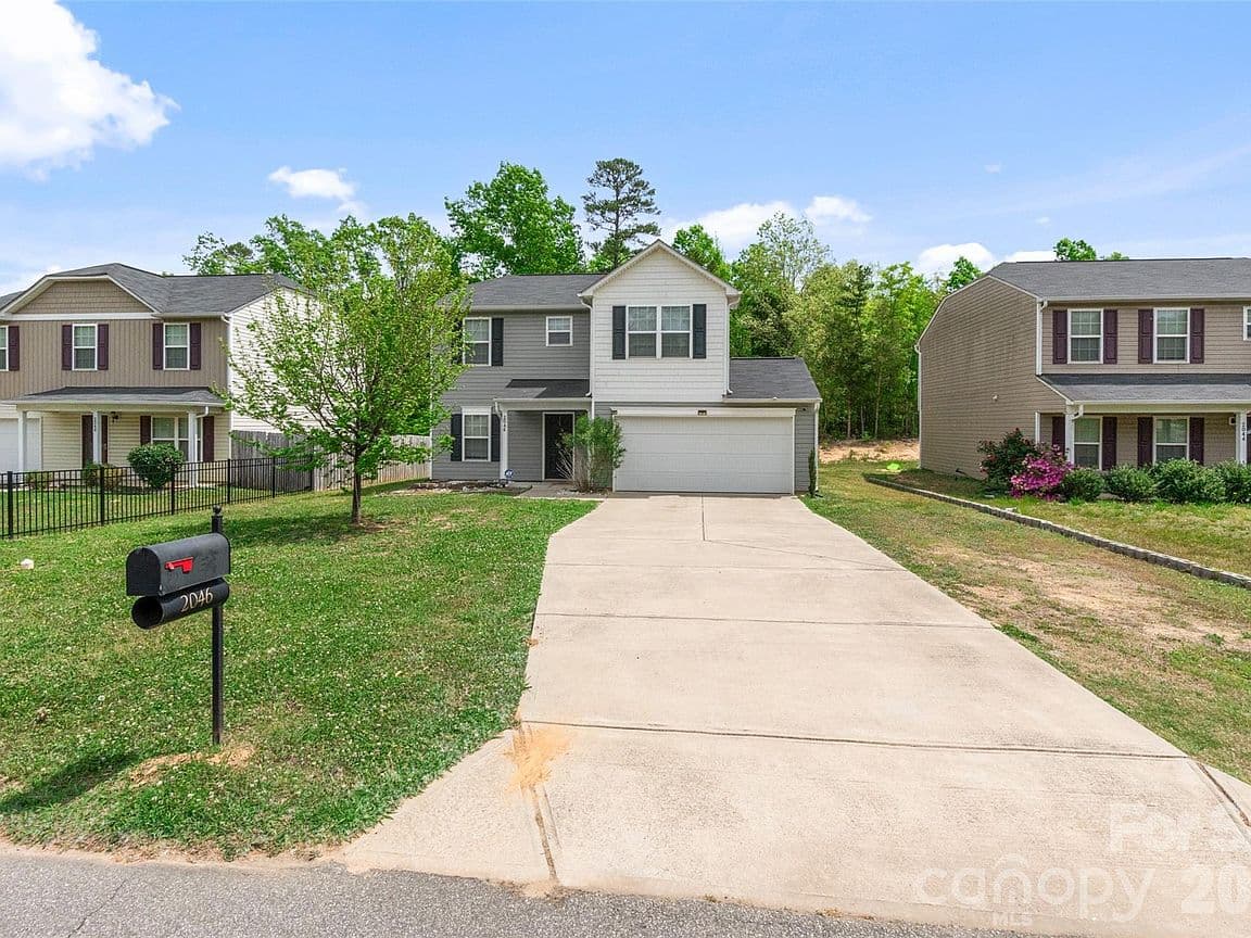 Primary listing photo