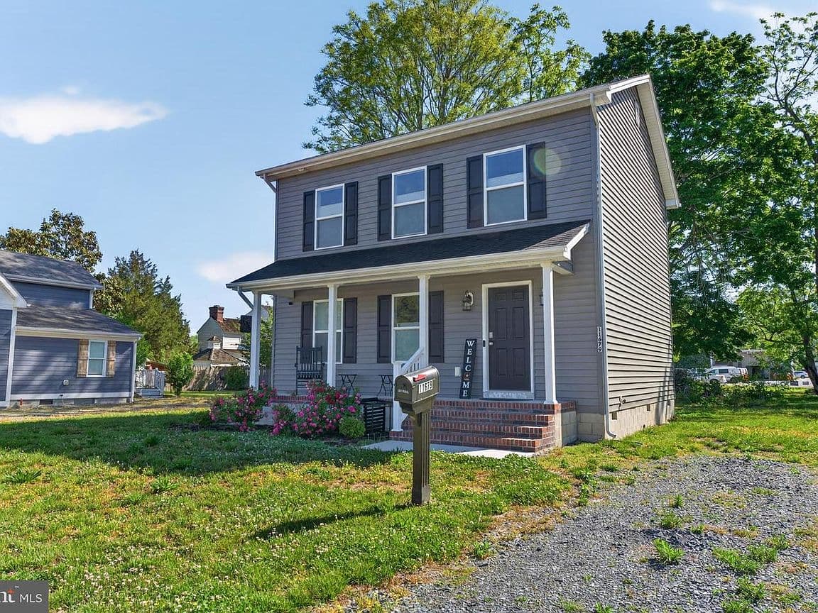 Primary listing photo