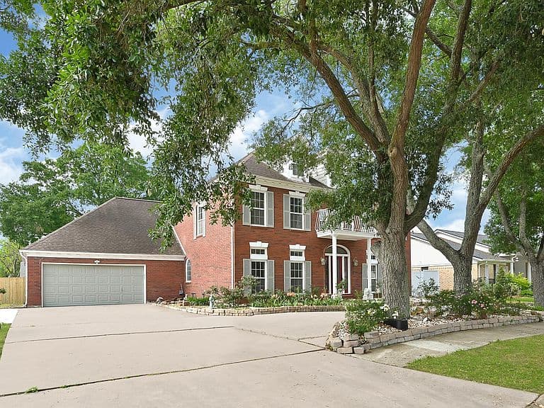 Listing photo 4