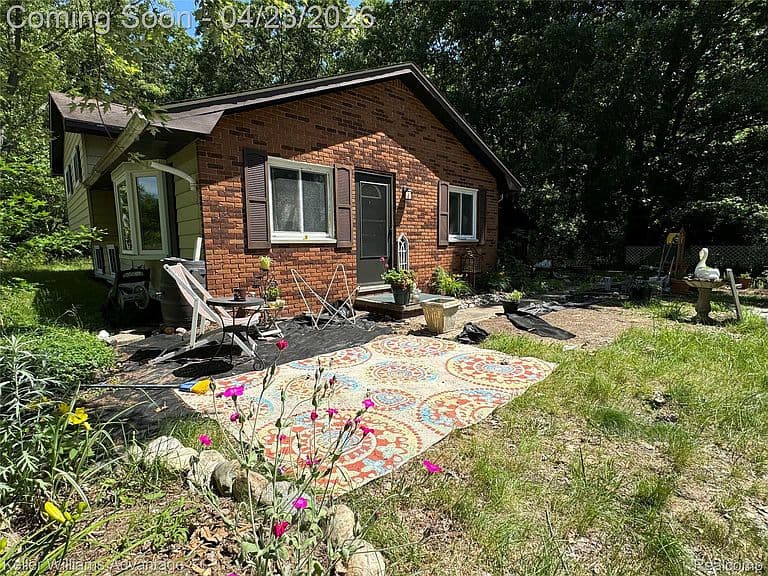 Listing photo